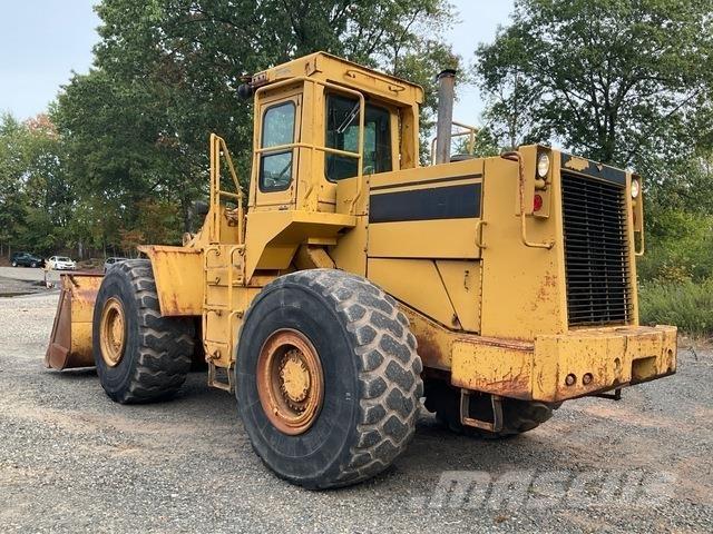 CAT 966D 輪胎式裝載機