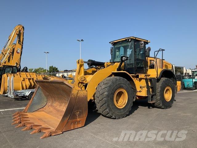 CAT 966M 輪胎式裝載機