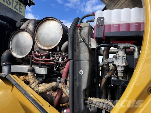 CAT 966M 輪胎式裝載機