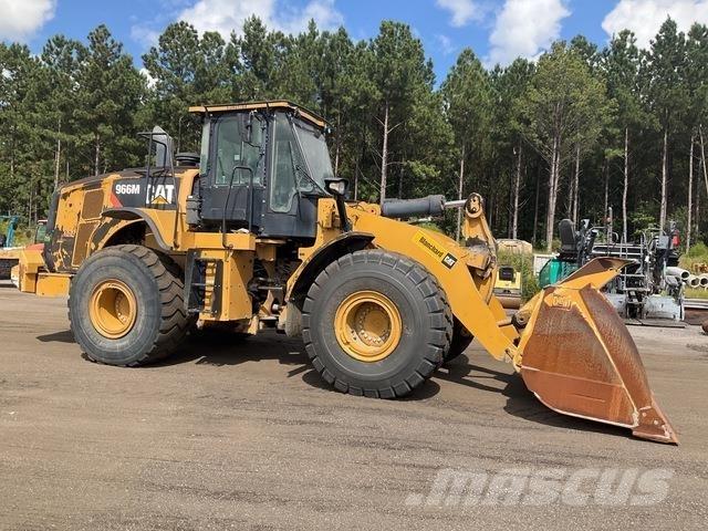 CAT 966M 輪胎式裝載機