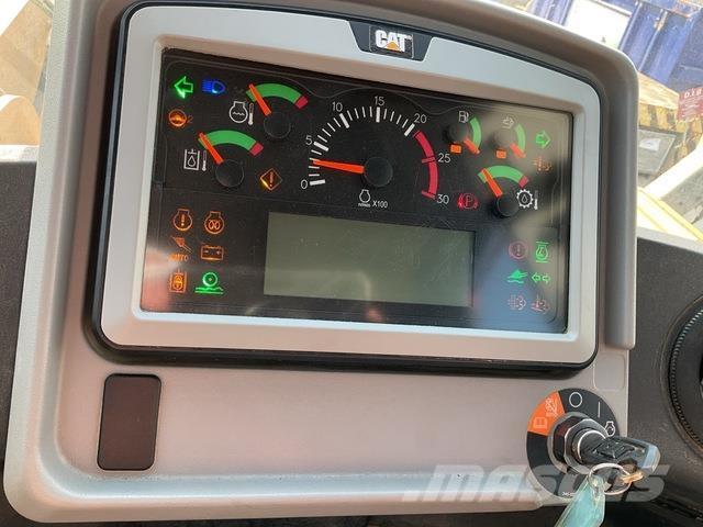 CAT 966M XE 輪胎式裝載機