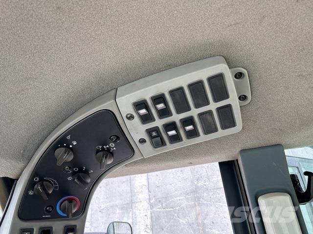 CAT 972G2 輪胎式裝載機