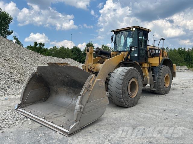 CAT 972M 輪胎式裝載機
