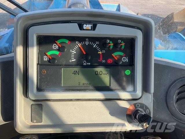 CAT 972M 輪胎式裝載機