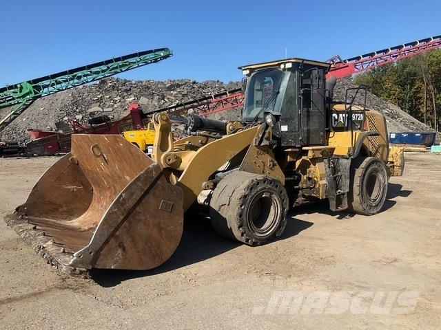 CAT 972M 輪胎式裝載機