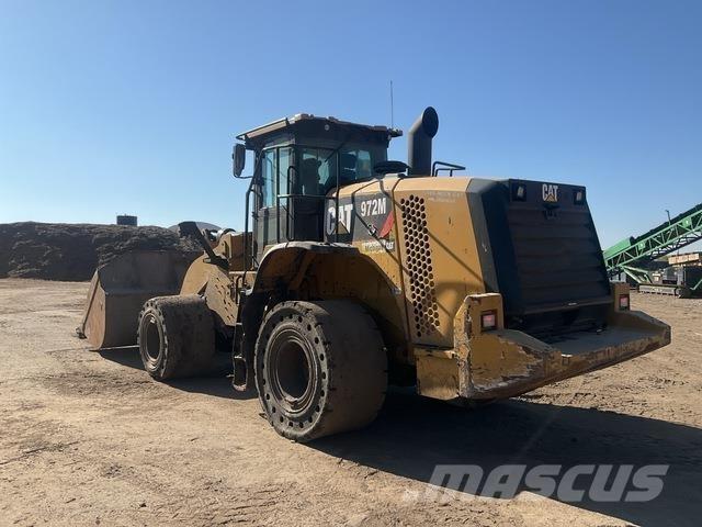 CAT 972M 輪胎式裝載機