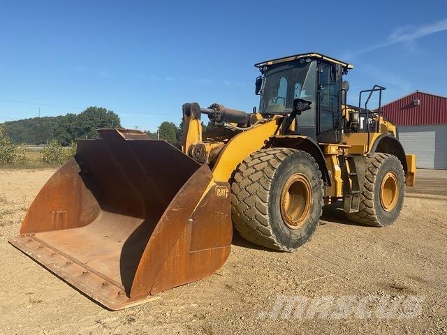CAT 972M 輪胎式裝載機