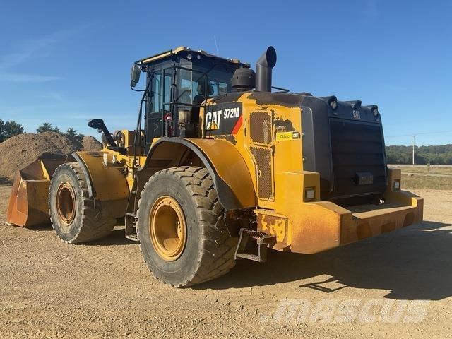 CAT 972M 輪胎式裝載機
