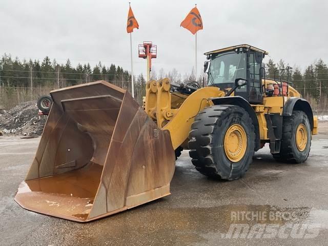 CAT 982M 輪胎式裝載機