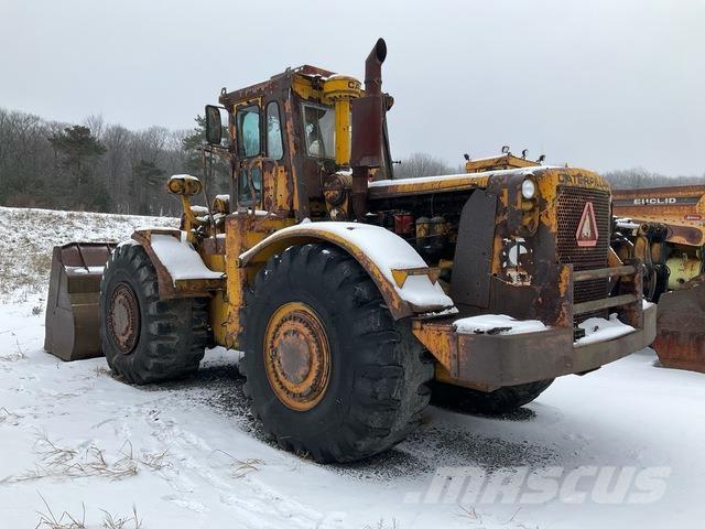 CAT 988 輪胎式裝載機