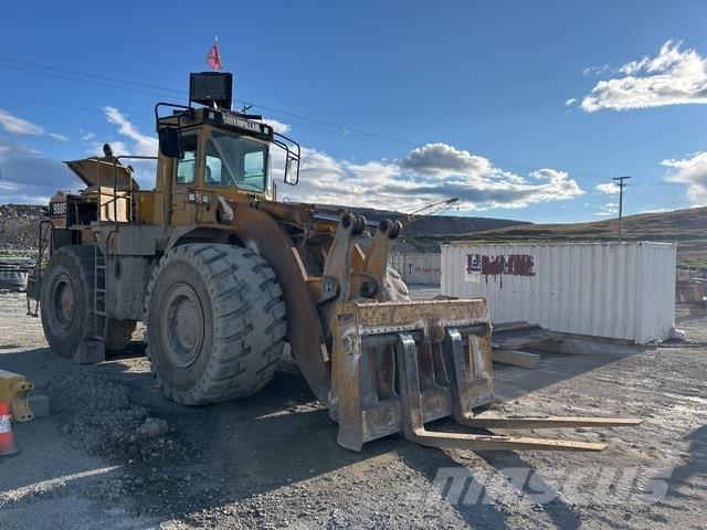 CAT 988F 輪胎式裝載機