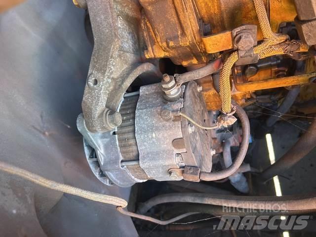 CAT 988H 輪胎式裝載機