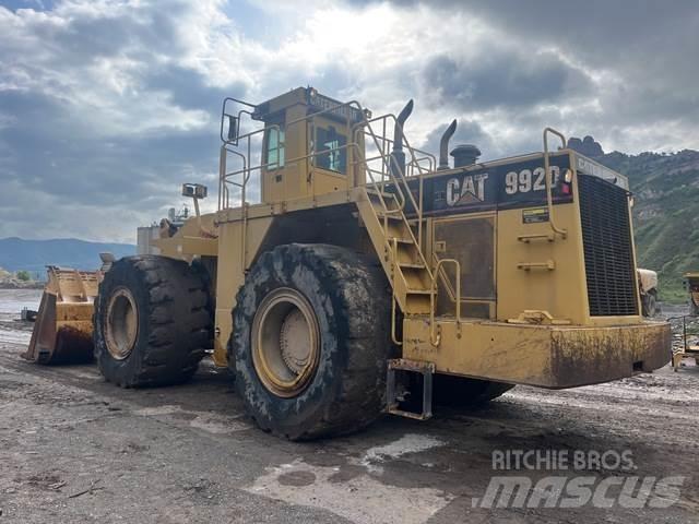 CAT 992D 輪胎式裝載機