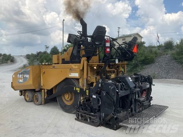 CAT AP-600D 瀝青攤舖機/鋪路機