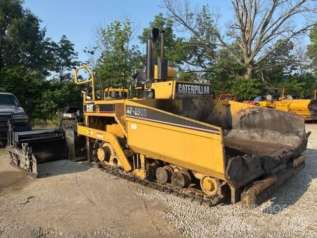 CAT AP-650B 瀝青攤舖機/鋪路機