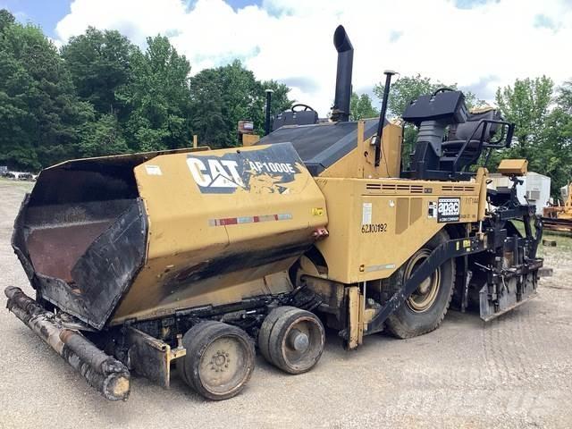CAT AP1000E 瀝青攤舖機/鋪路機