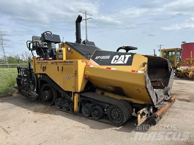 CAT AP1055E 瀝青攤舖機/鋪路機