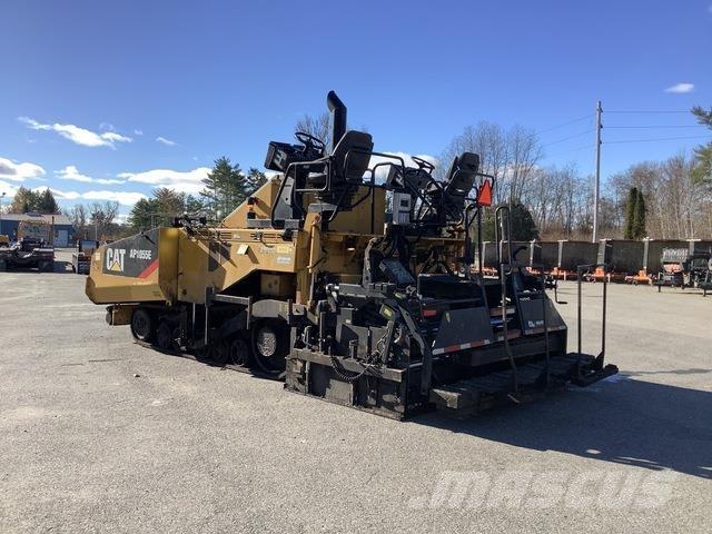 CAT AP1055E 瀝青攤舖機/鋪路機