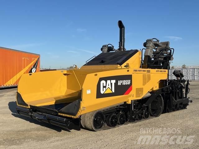 CAT AP1055F 瀝青攤舖機/鋪路機