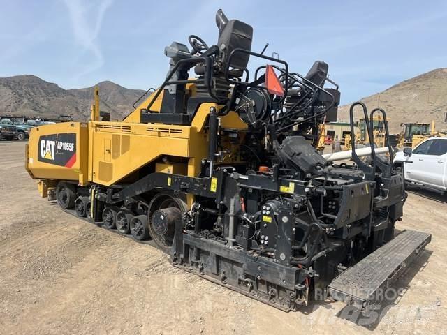 CAT AP1055F 瀝青攤舖機/鋪路機