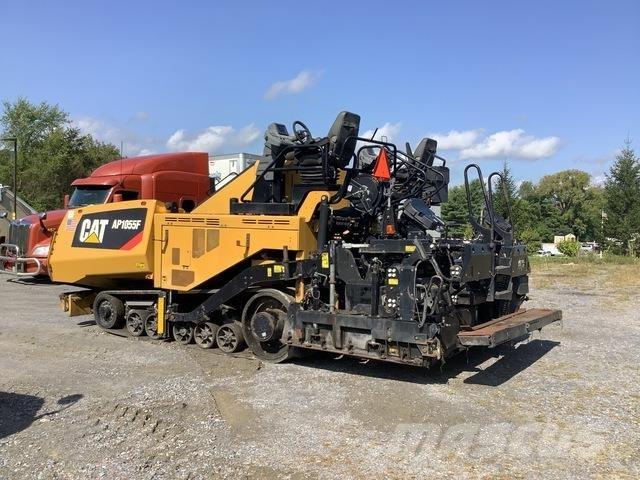 CAT AP1055F 瀝青攤舖機/鋪路機