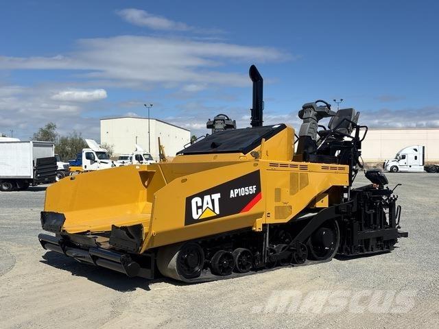 CAT AP1055F 瀝青攤舖機/鋪路機