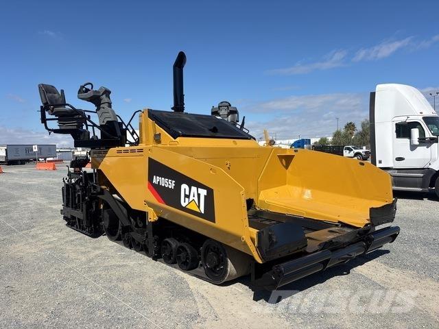 CAT AP1055F 瀝青攤舖機/鋪路機