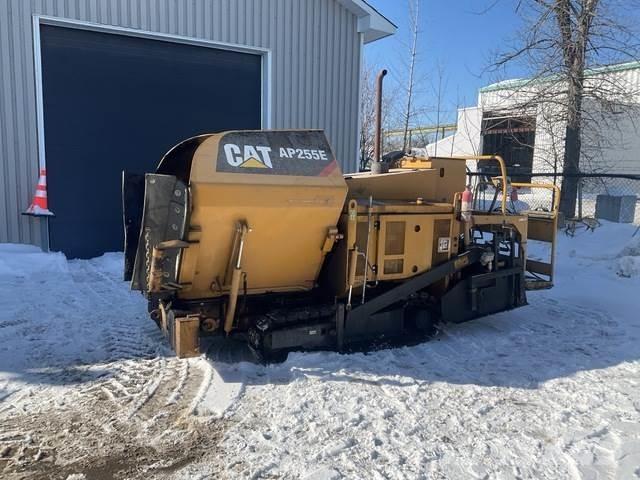 CAT AP255E 瀝青攤舖機/鋪路機