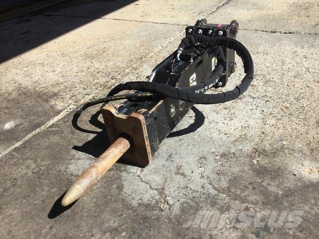 CAT B8 鐵鎚/碎石機