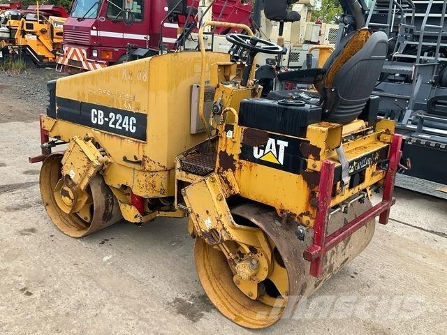 CAT CB-224C 雙輪滾壓機