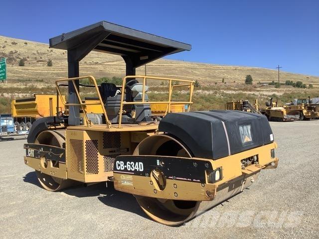 CAT CB-634D 雙輪滾壓機