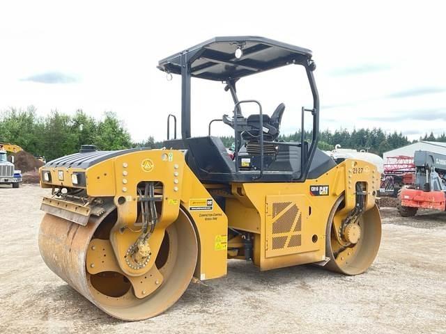 CAT CB10 雙輪滾壓機