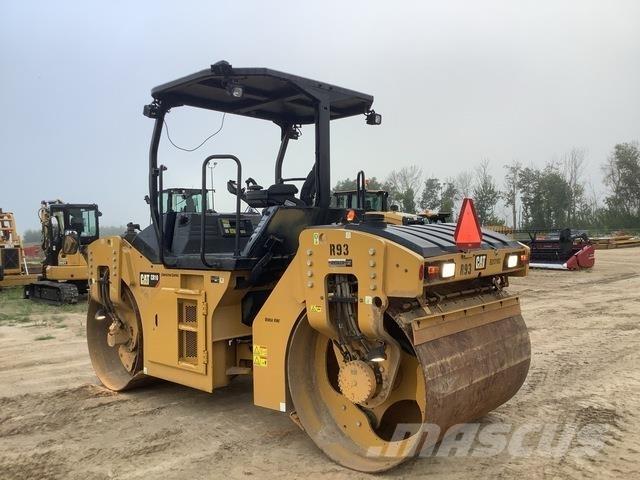 CAT CB10 雙輪滾壓機