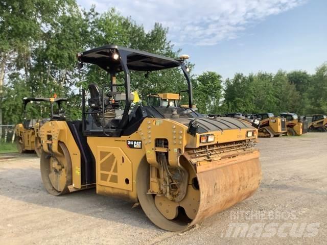 CAT CB16 雙輪滾壓機