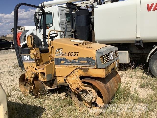 CAT CB224C 雙輪滾壓機