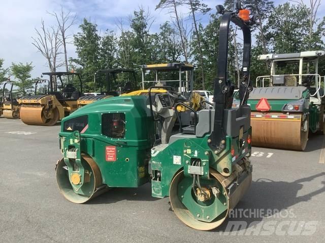 CAT CB34B 雙輪滾壓機