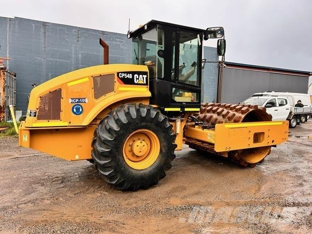 CAT CP54B 單輪滾壓機