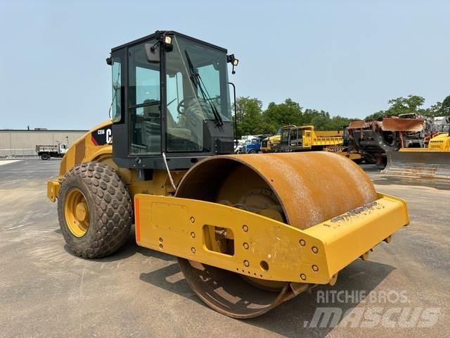 CAT CS56 單輪滾壓機