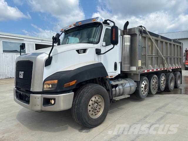 CAT CT660S 傾卸式卡車