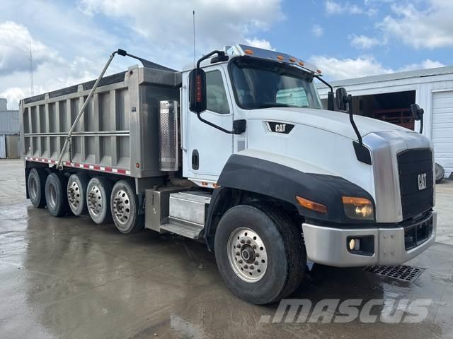 CAT CT660S 傾卸式卡車
