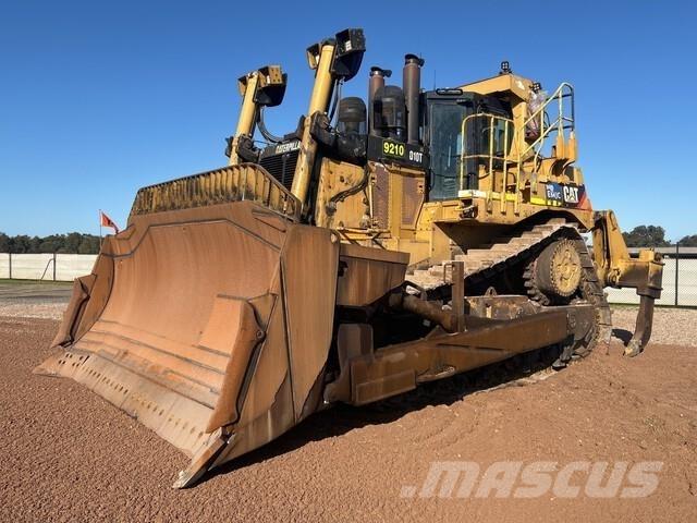 CAT D10T 履帶推土機