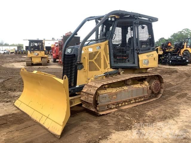 CAT D3 履帶推土機