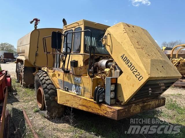 CAT D300D 水車