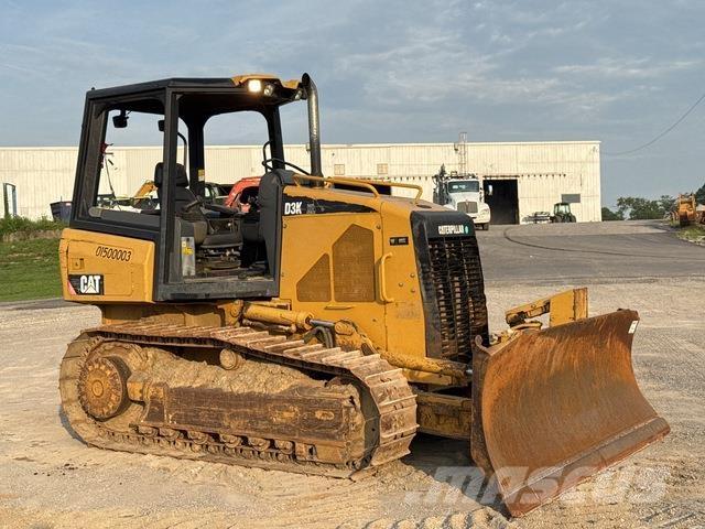 CAT D3K XL 履帶推土機