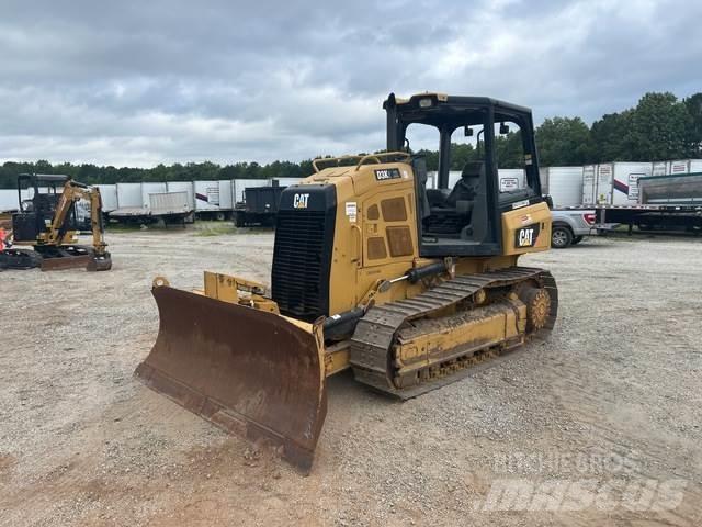 CAT D3K2 XL 履帶推土機