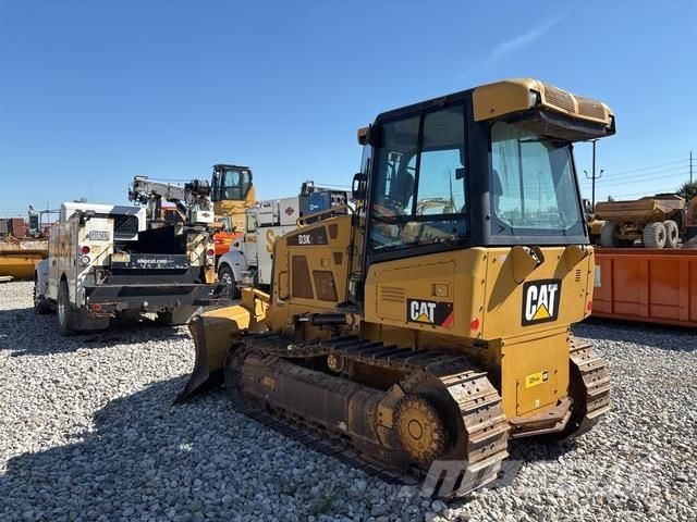 CAT D3K2 XL 履帶推土機