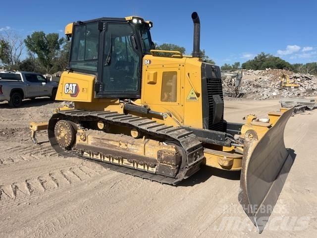 CAT D4 履帶推土機