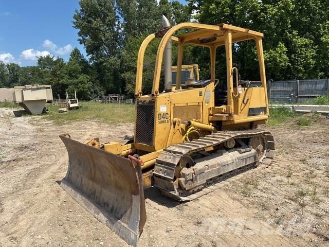 CAT D4C 履帶推土機