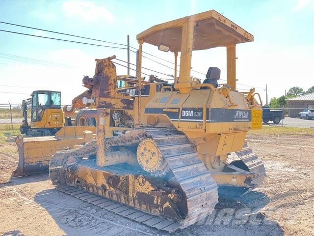 CAT D5M LPG 履帶推土機