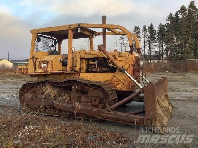 CAT D6D 履帶推土機